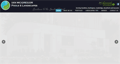 Desktop Screenshot of ianspoolsandscapes.com